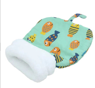 Winter Comfort Cat Bed